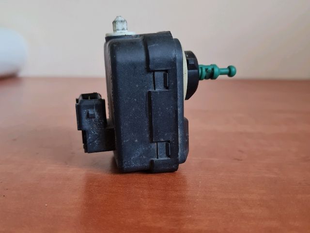 bontott VOLVO XC90 Fényszórómagasság Állító Motor (Pozíciófüggetlen)