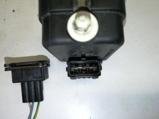 bontott VOLVO XC90 Fényszórómagasság Állító Motor (Pozíciófüggetlen)