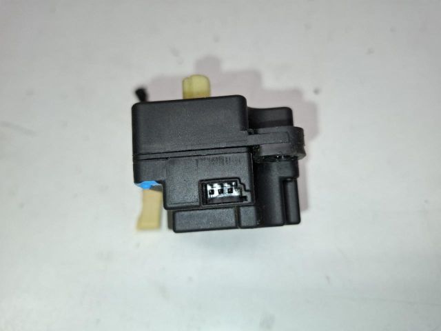 bontott VOLVO XC90 Fűtés Állító Motor