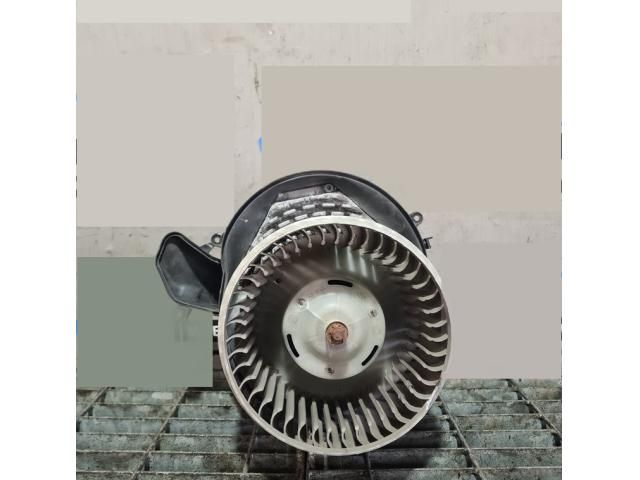 bontott VOLVO XC90 Fűtőmotor (Klímás)