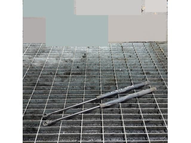 bontott VOLVO XC90 Gázrugós Kitámasztó Teleszkóp Csomagtérajtó (Pozíciófüggetlen)