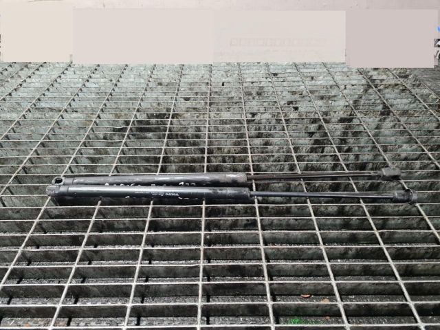 bontott VOLVO XC90 Gázrugós Kitámasztó Teleszkóp Motorháztető