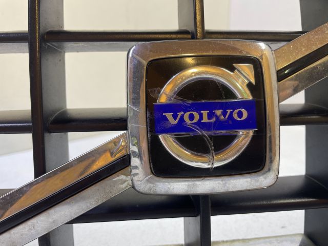 bontott VOLVO XC90 Hűtőrács