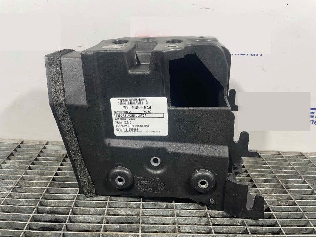 bontott VOLVO XC90 II Akkumulátor Tartó