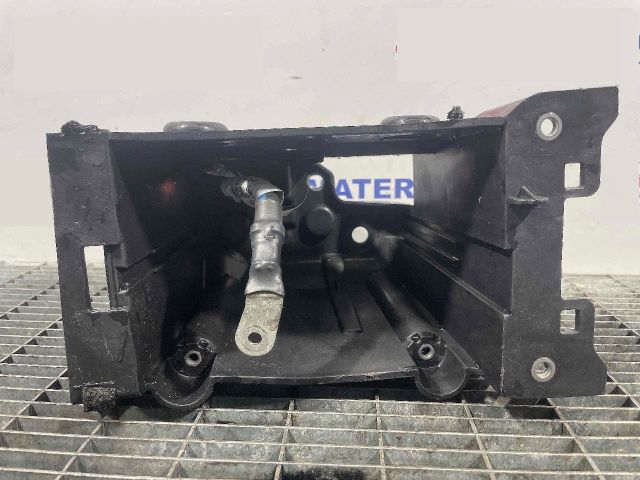 bontott VOLVO XC90 II Akkumulátor Tartó