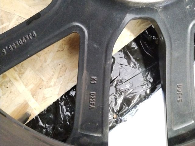 bontott VOLVO XC90 II Alufelni (1 db)