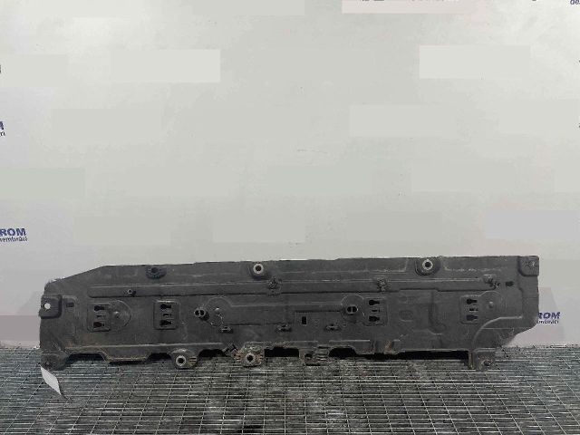 bontott VOLVO XC90 II Alsó Motorburkolat