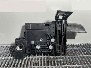 bontott VOLVO XC90 II Biztosítéktábla Motortér