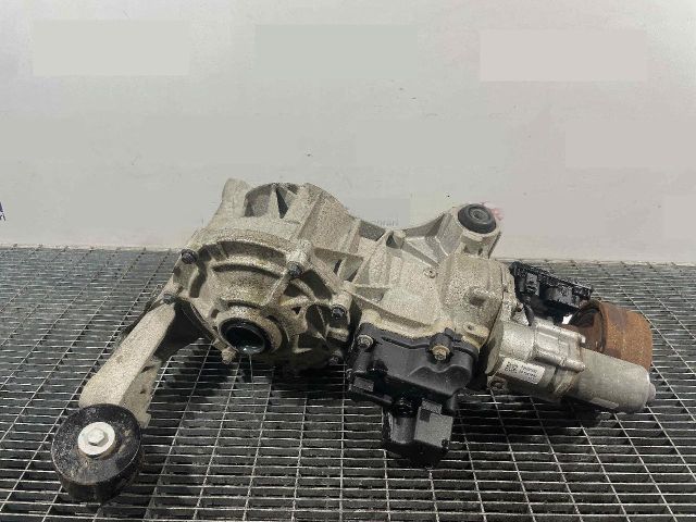 bontott VOLVO XC90 II Differenciálmű Tartó Bak