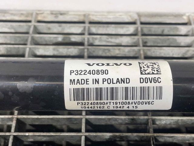 bontott VOLVO XC90 II Jobb hátsó Féltengely