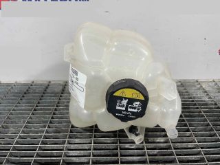 bontott VOLVO XC90 II Kiegyenlítő Tartály