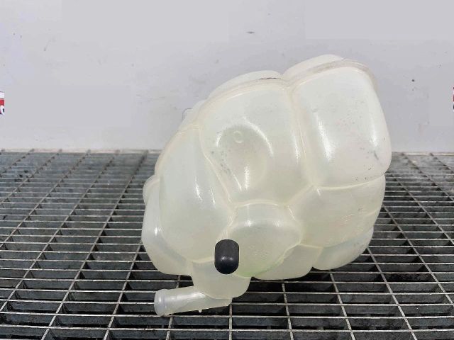 bontott VOLVO XC90 II Kiegyenlítő Tartály