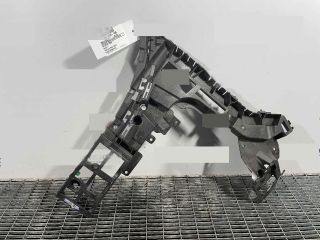 bontott VOLVO XC90 II Bal hátsó Lökhárító Tartó (Műanyag)