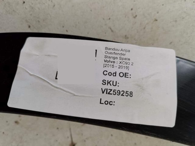 bontott VOLVO XC90 II Bal hátsó Sárvédő Díszléc