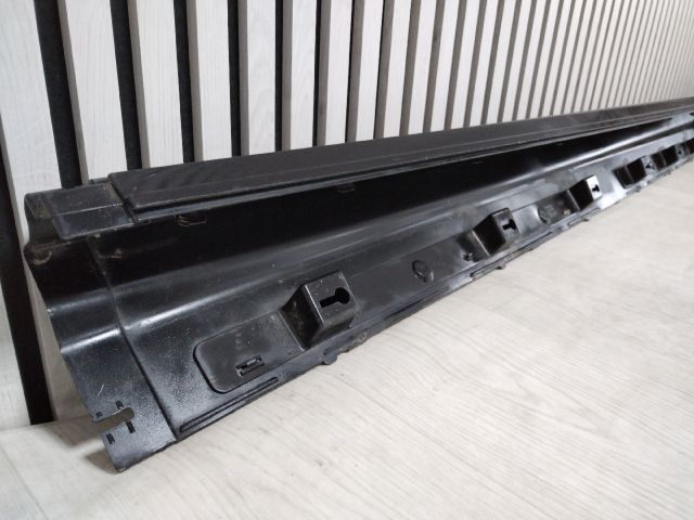 bontott VOLVO XC90 II Bal Küszöb