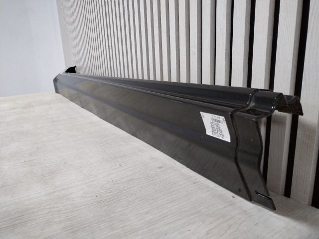 bontott VOLVO XC90 II Bal Küszöb