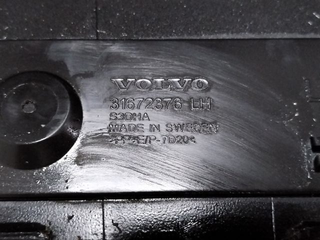 bontott VOLVO XC90 II Bal Küszöb