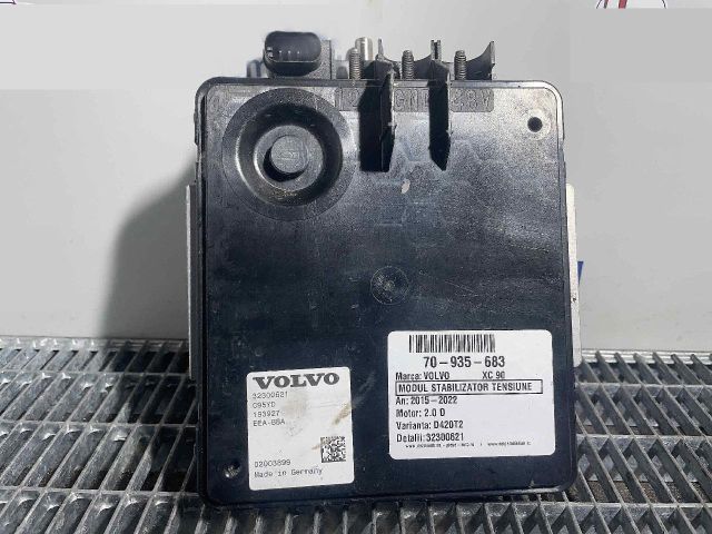 bontott VOLVO XC90 II Feszültségszabályzó