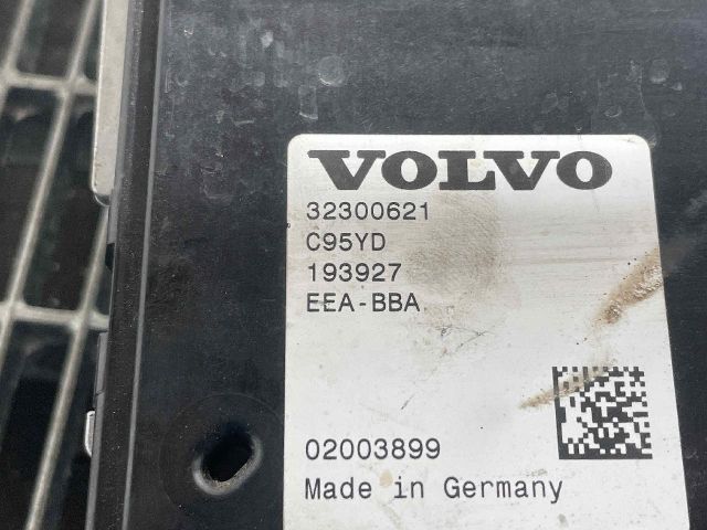 bontott VOLVO XC90 II Feszültségszabályzó