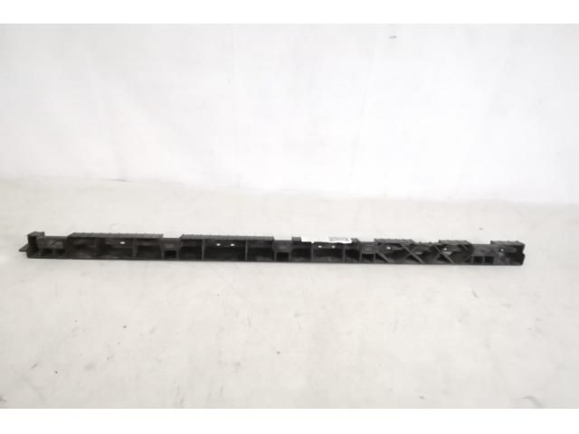 bontott VOLVO XC90 II Hátsó középső Lökhárító Tartó (Műanyag)