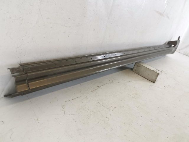 bontott VOLVO XC90 II Jobb Küszöb