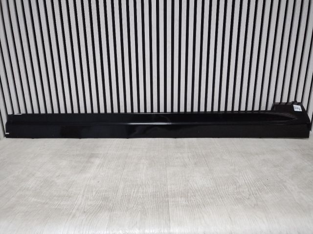 bontott VOLVO XC90 II Jobb Küszöb