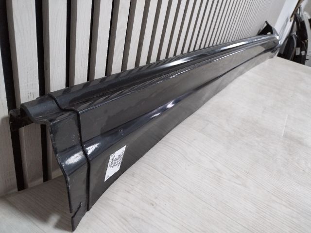 bontott VOLVO XC90 II Jobb Küszöb