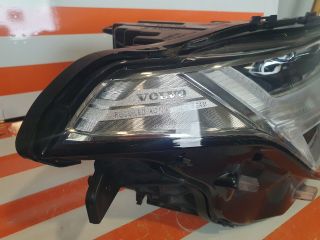 bontott VOLVO XC90 II Jobb Ledes Fényszóró