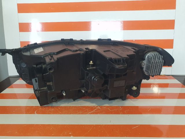 bontott VOLVO XC90 II Jobb Ledes Fényszóró