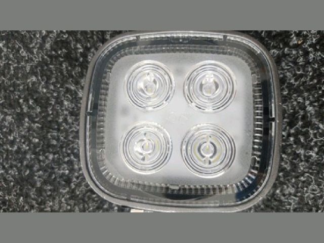 bontott VOLVO XC90 II Ködfényszóró (Pozíciófüggetlen)