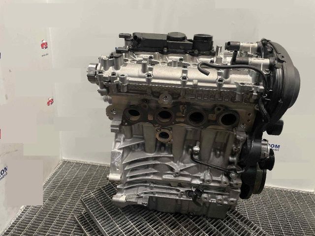 bontott VOLVO XC90 II Motor (Fűzött blokk hengerfejjel)