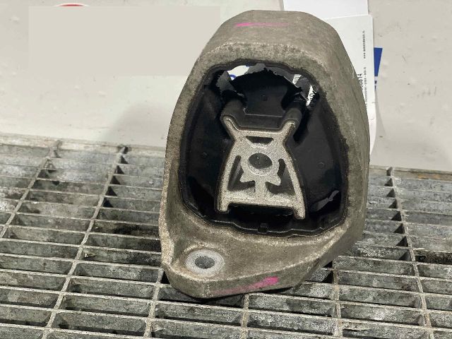 bontott VOLVO XC90 II Motor Tartó Bak (Pozíciófüggetlen)