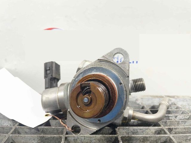 bontott VOLVO XC90 II Üzemanyag Szivattyú