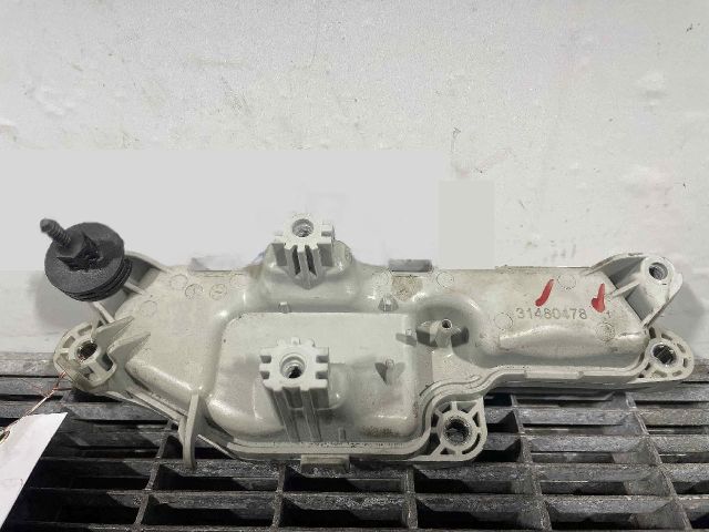 bontott VOLVO XC90 II Vákum Tartály