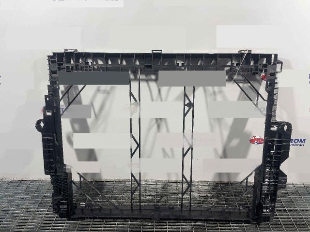 bontott VOLVO XC90 II Vízhűtő Radiátor Tartó