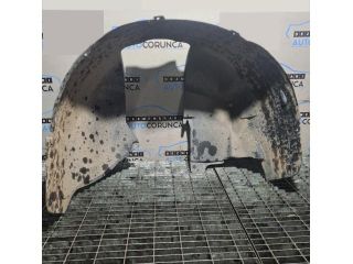 bontott VOLVO XC90 Jobb első Dobbetét (Kerékjárati, Műanyag)