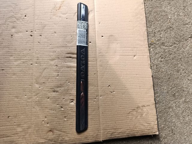 bontott VOLVO XC90 Jobb első Küszöb Díszléc