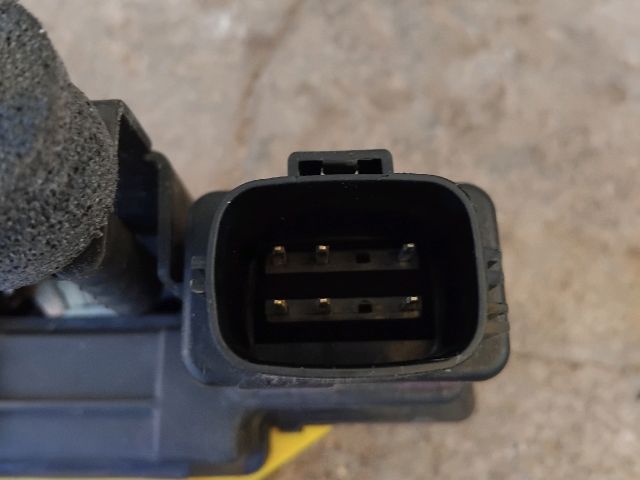 bontott VOLVO XC90 Jobb hátsó Ajtózár