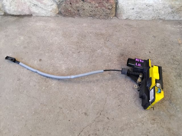 bontott VOLVO XC90 Jobb hátsó Ajtózár