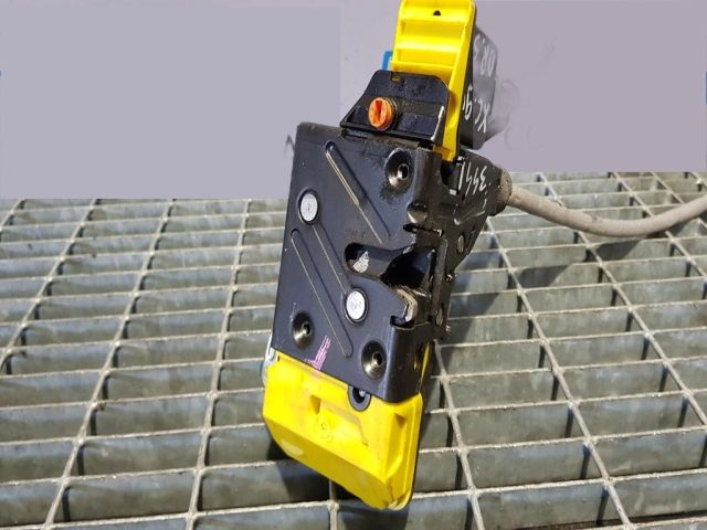 bontott VOLVO XC90 Jobb hátsó Ajtózár