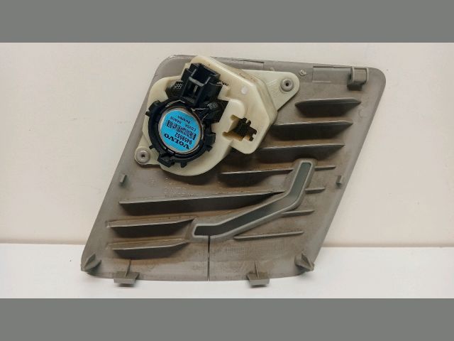 bontott VOLVO XC90 Jobb hátsó Kis Hangszóró Burkolat