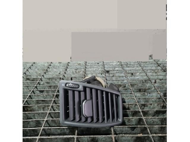 bontott VOLVO XC90 Jobb Szellőző