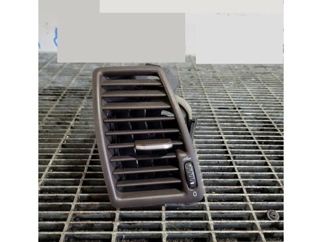 bontott VOLVO XC90 Jobb Szellőző