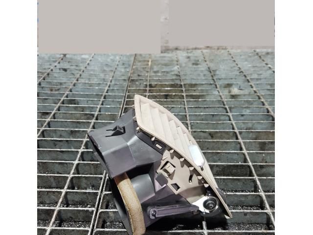 bontott VOLVO XC90 Jobb Szellőző