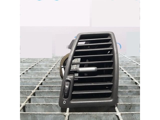 bontott VOLVO XC90 Jobb Szellőző