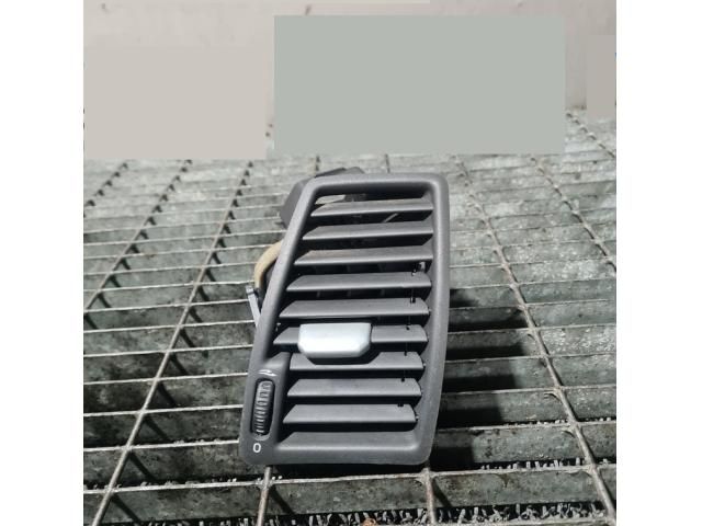 bontott VOLVO XC90 Jobb Szellőző