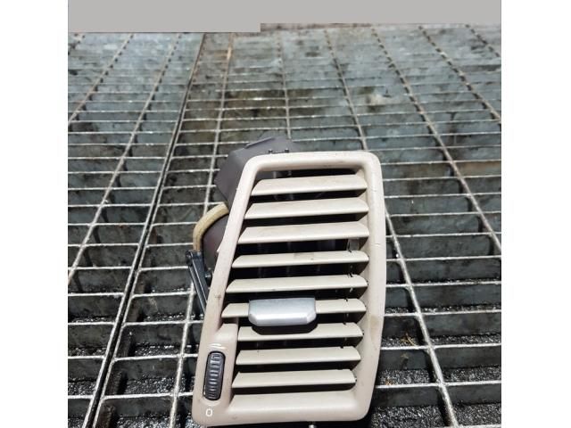 bontott VOLVO XC90 Jobb Szellőző