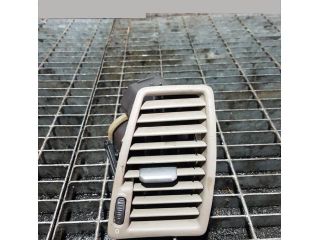 bontott VOLVO XC90 Jobb Szellőző