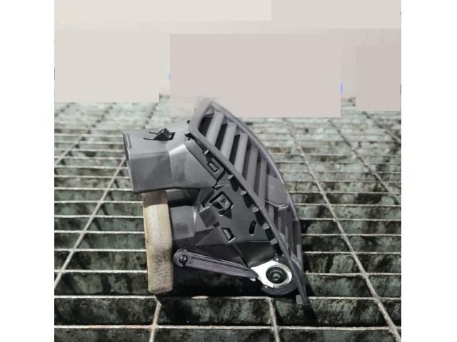 bontott VOLVO XC90 Jobb Szellőző