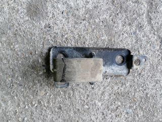 bontott VOLVO XC90 Kipufogó Tartó